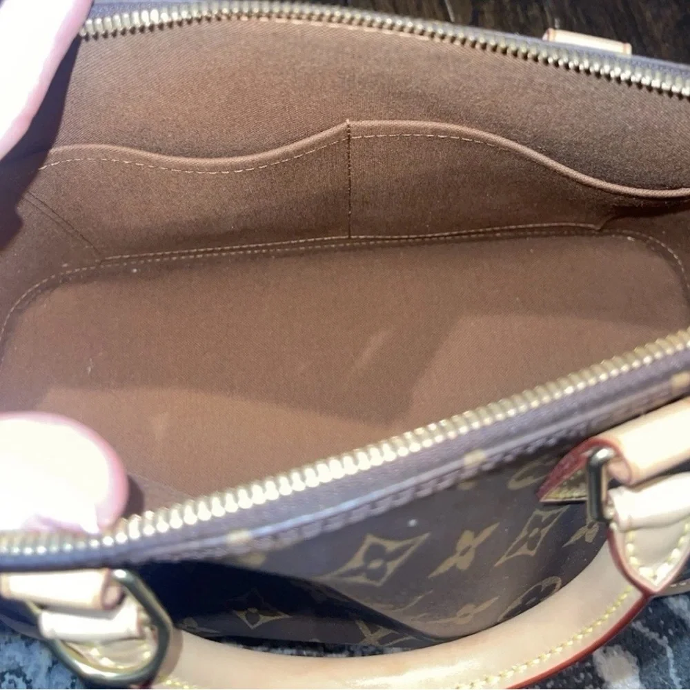 Louis Vuitton bag - Picture 4 of 9